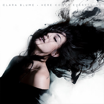 clara-blume_here-comes-everything-1